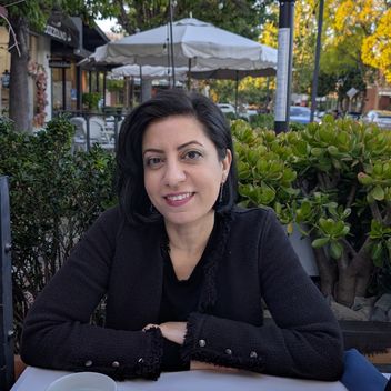 Portrait of Narges Baniasadi